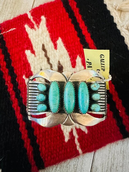 Native American Jewelry - Old Pawn Sterling Silver & Turquoise Cuff Bracelet /